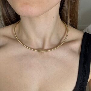 Gold Coil Choker Necklace - Classic Women’s Jewelry